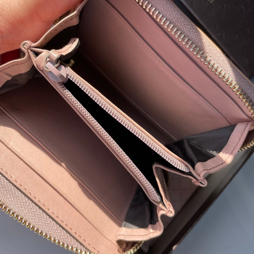 Gucci wallet